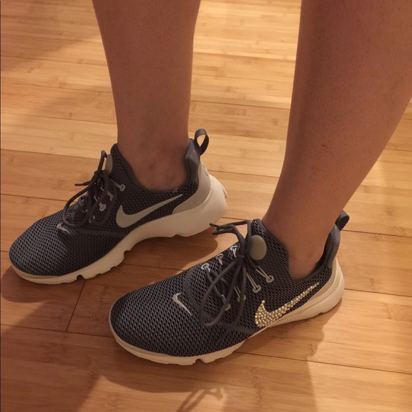 Beautiful  swavorski crystal Nike sneakers. - Picture 3 of 3